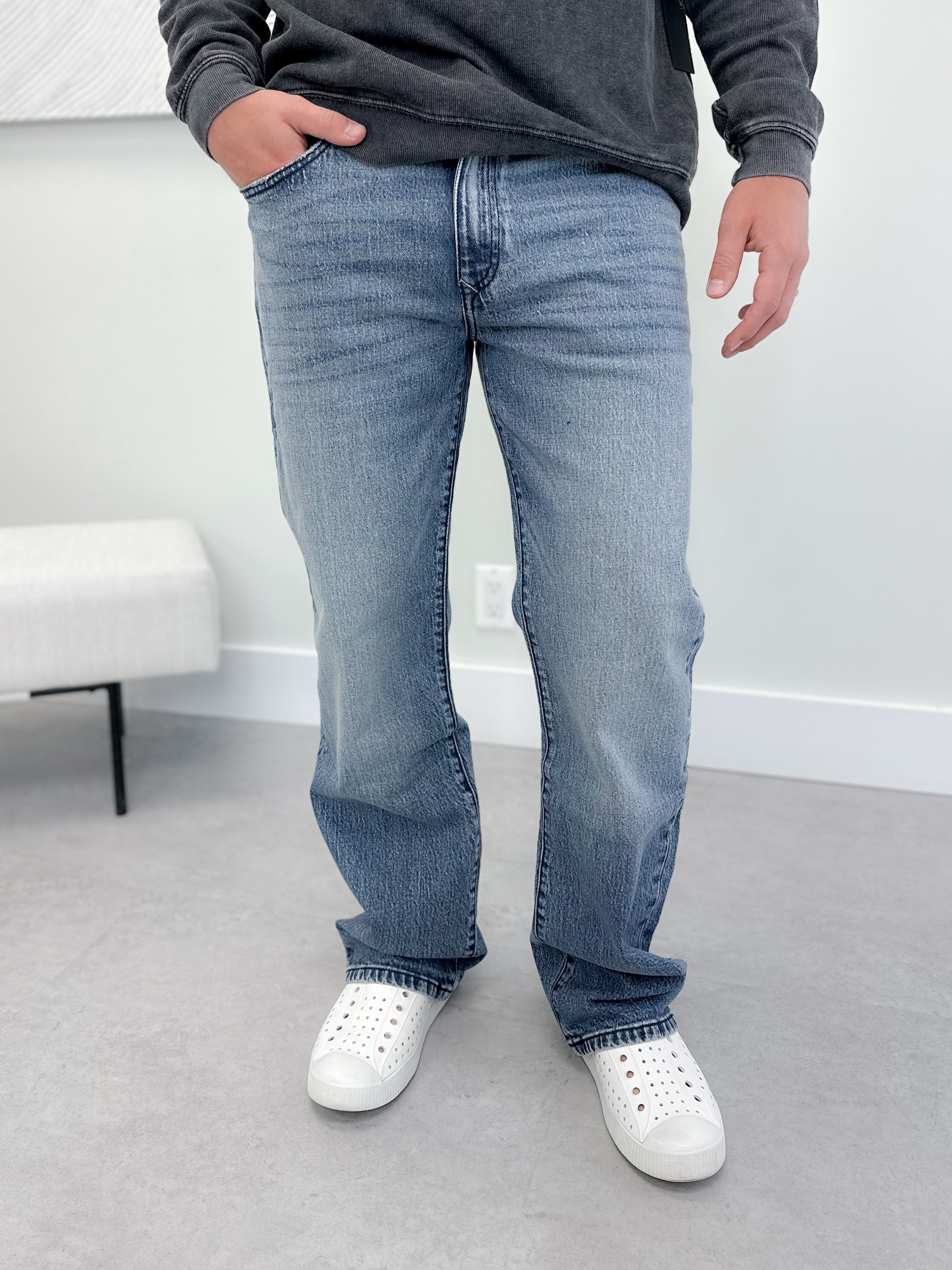 Ashton Mens Jeans in Medium Wash